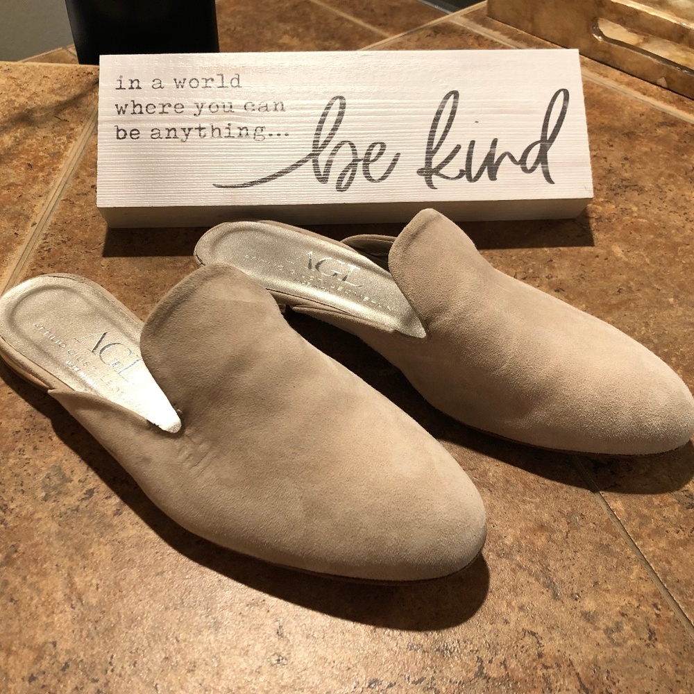 AGL suede mule